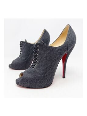Christian Louboutin Lady Derby Flannel Lace Up Peep Toe Booties Womens Size 40